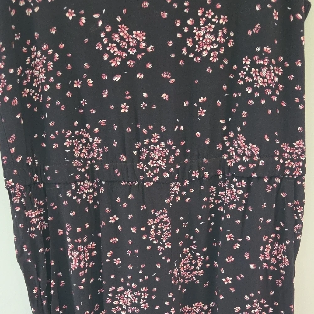 LOFT Black Loose Fitting Jumpsuit with Pink And White Floral Women's Size Small